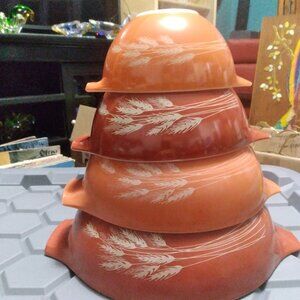 Vintage Pyrex Autumn Harvest Wheat Cinderella Nesting Mixing Bowl Set Of 4